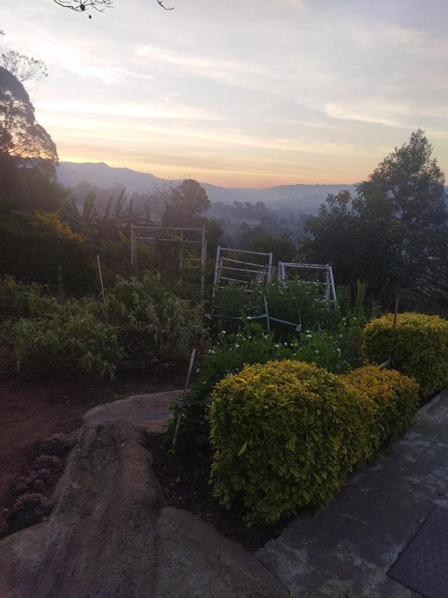 Otentik Guesthouse Mbabane Exterior photo